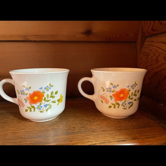 Vintage Set of 4 Corelle Cups Wildflower - Picture 4 of 4
